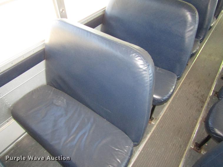 image for item DA3208 2005 Blue Bird Vision CV 6000S school bus