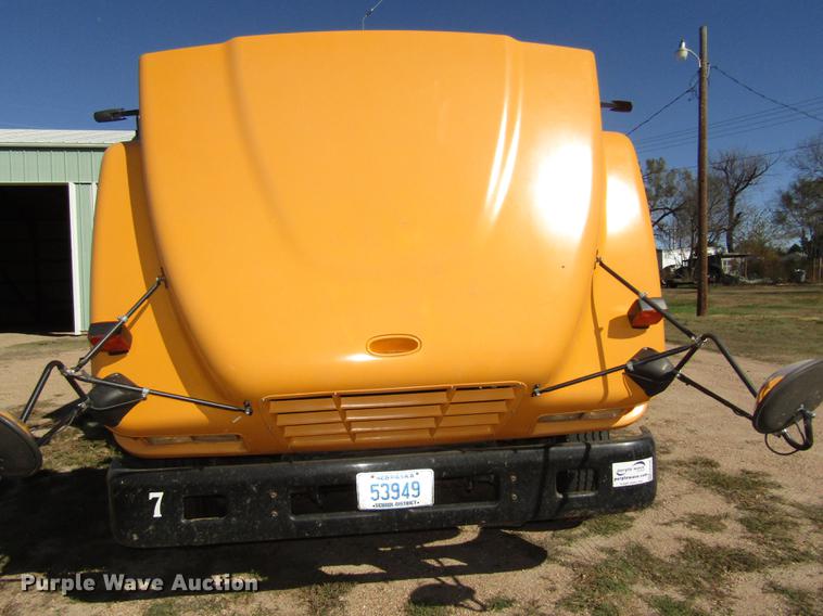 image for item DA3208 2005 Blue Bird Vision CV 6000S school bus