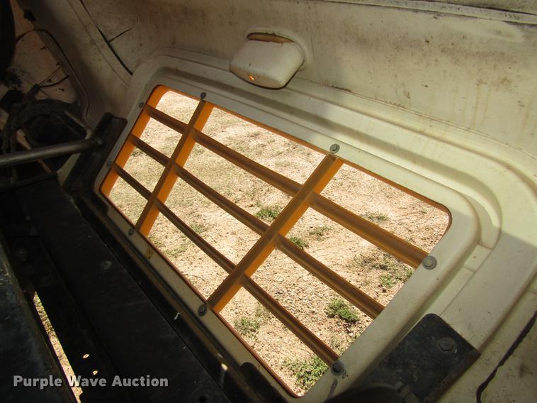 image for item DA3208 2005 Blue Bird Vision CV 6000S school bus