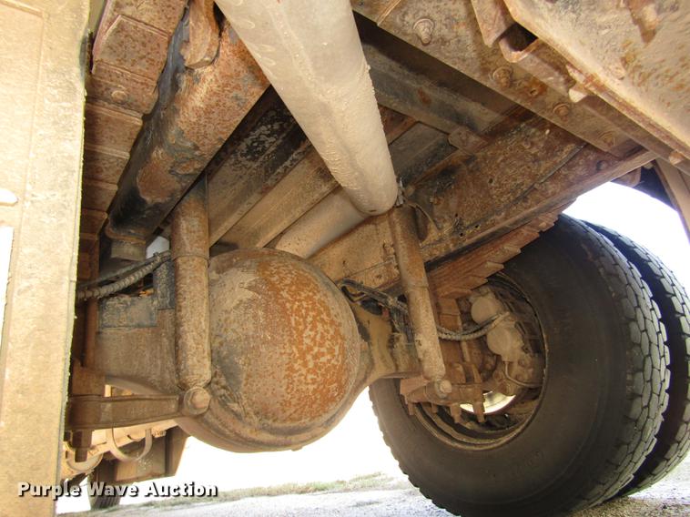 image for item DA3208 2005 Blue Bird Vision CV 6000S school bus