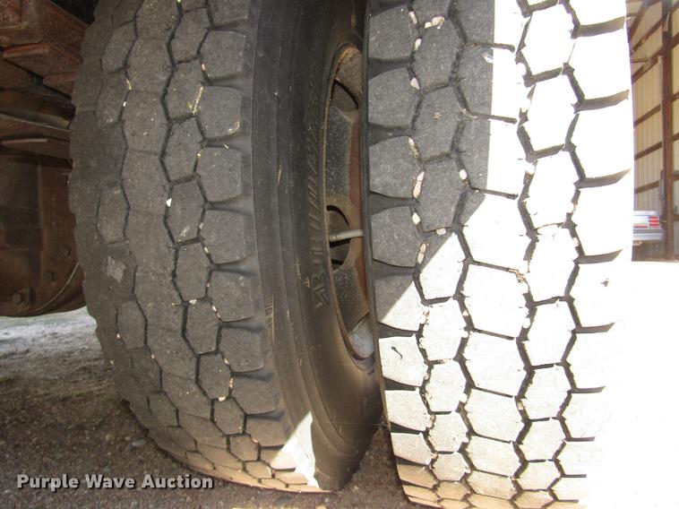 image for item DA3208 2005 Blue Bird Vision CV 6000S school bus