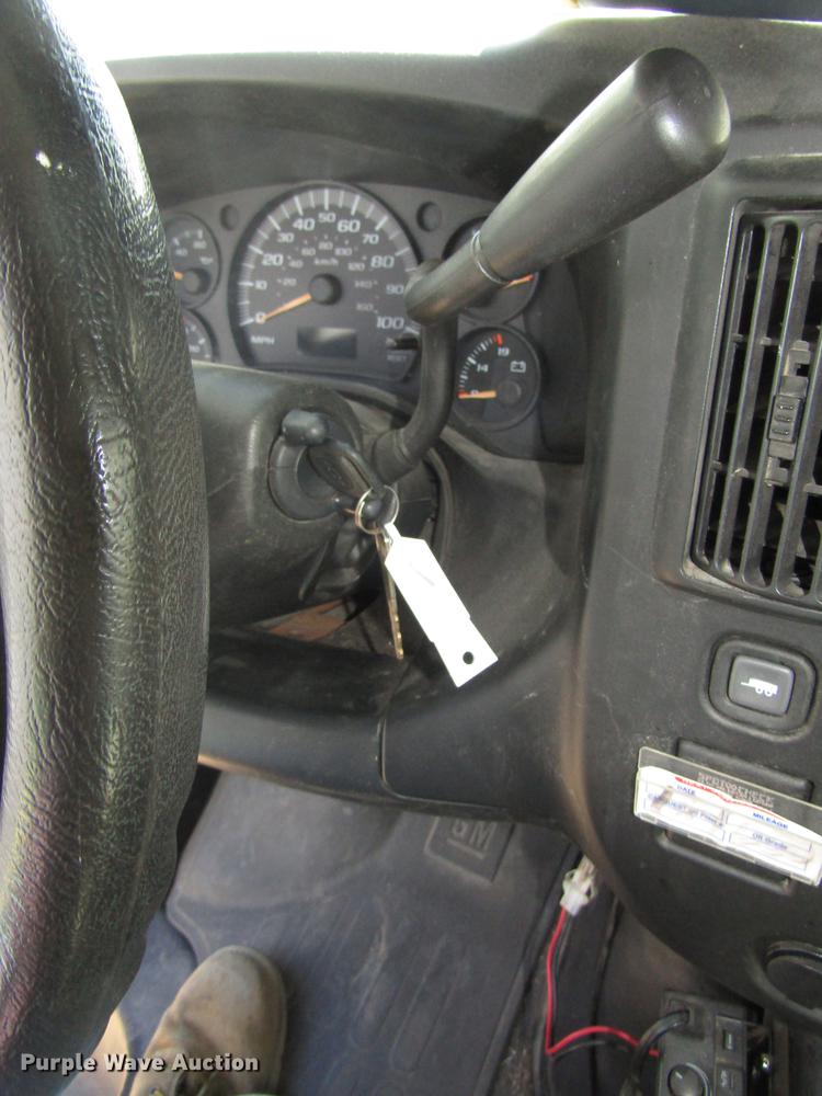 image for item DA3210 2004 Chevrolet Express 3500 Extended van