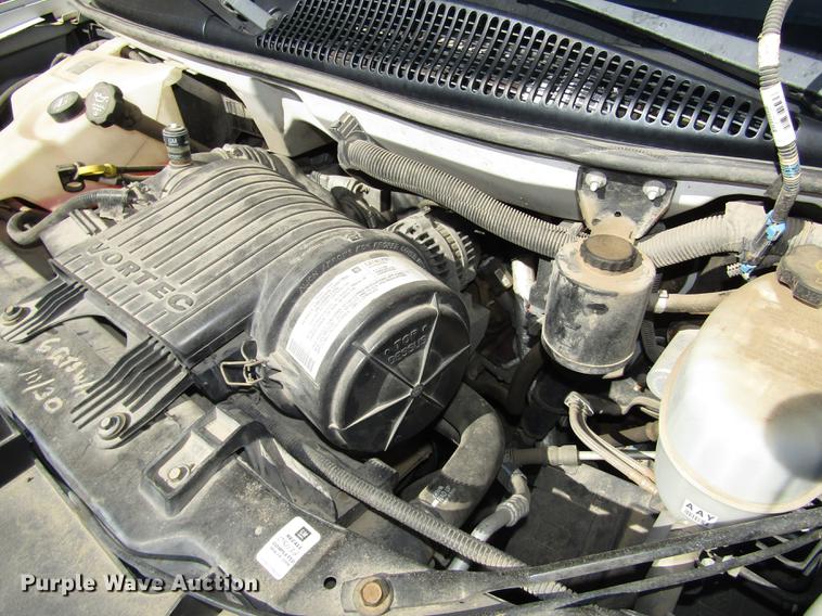 image for item DA3210 2004 Chevrolet Express 3500 Extended van