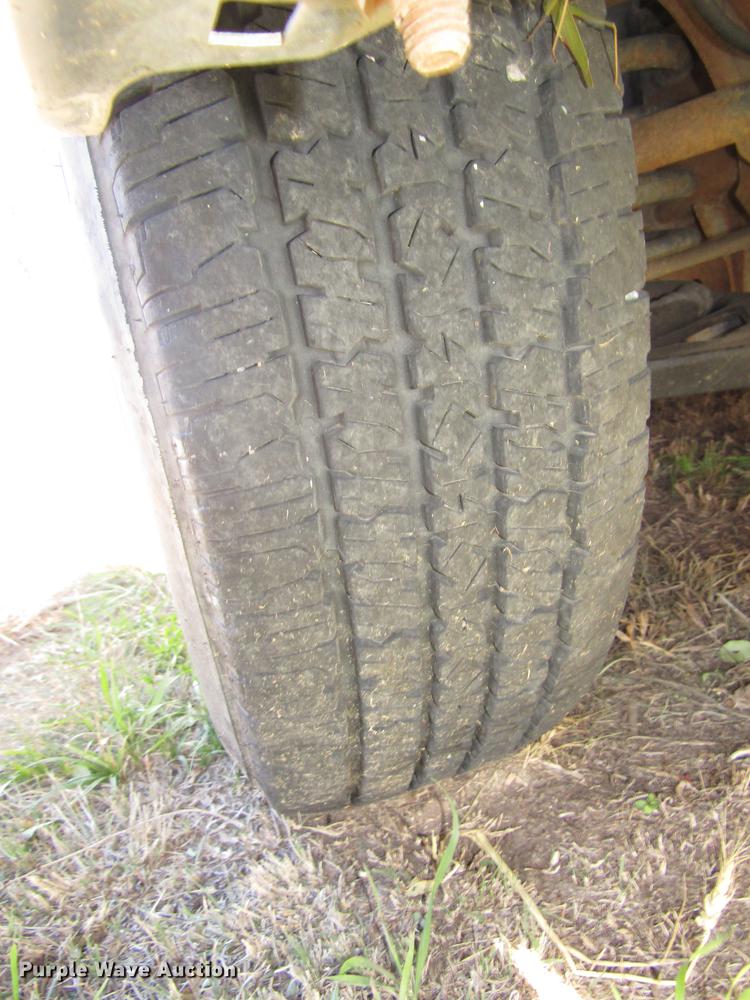 image for item DA3210 2004 Chevrolet Express 3500 Extended van