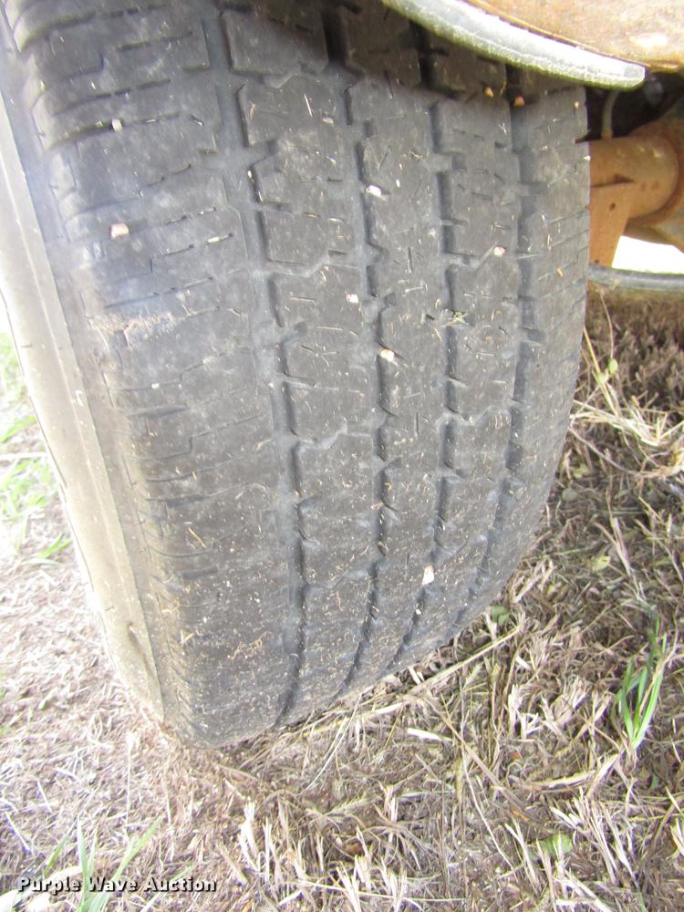 image for item DA3210 2004 Chevrolet Express 3500 Extended van