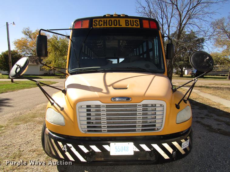 image for item DA3211 2008 Freightliner Thomas Saf-T-Liner school bus