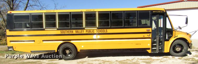 image for item DA3211 2008 Freightliner Thomas Saf-T-Liner school bus