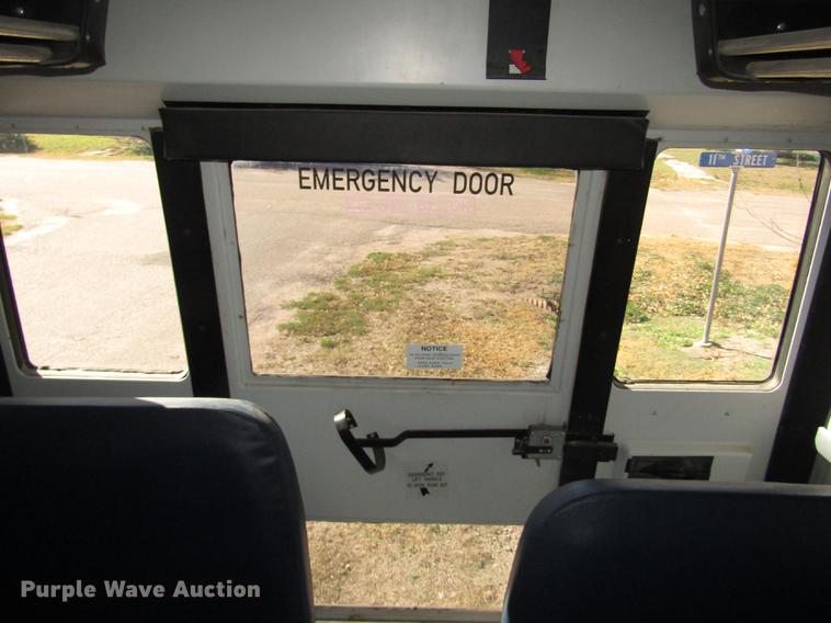 image for item DA3211 2008 Freightliner Thomas Saf-T-Liner school bus