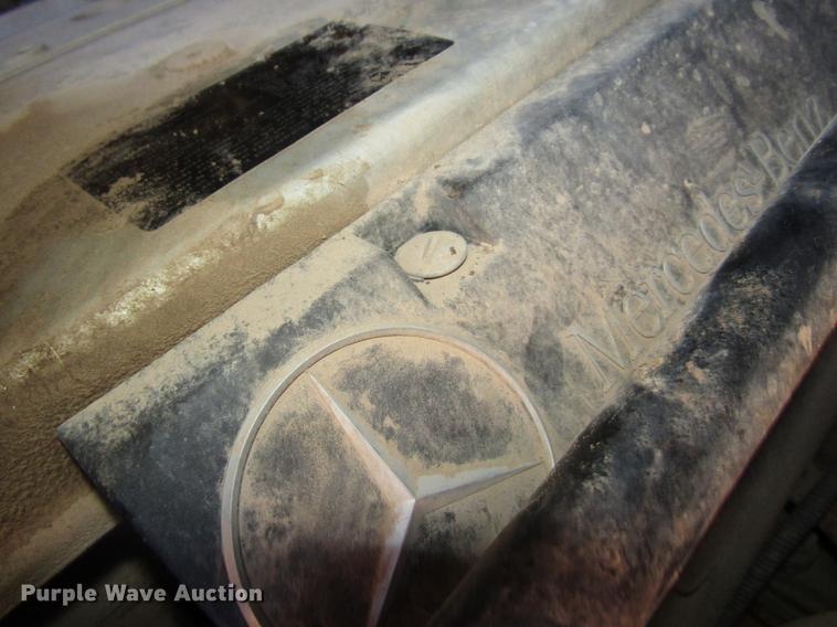 image for item DA3211 2008 Freightliner Thomas Saf-T-Liner school bus