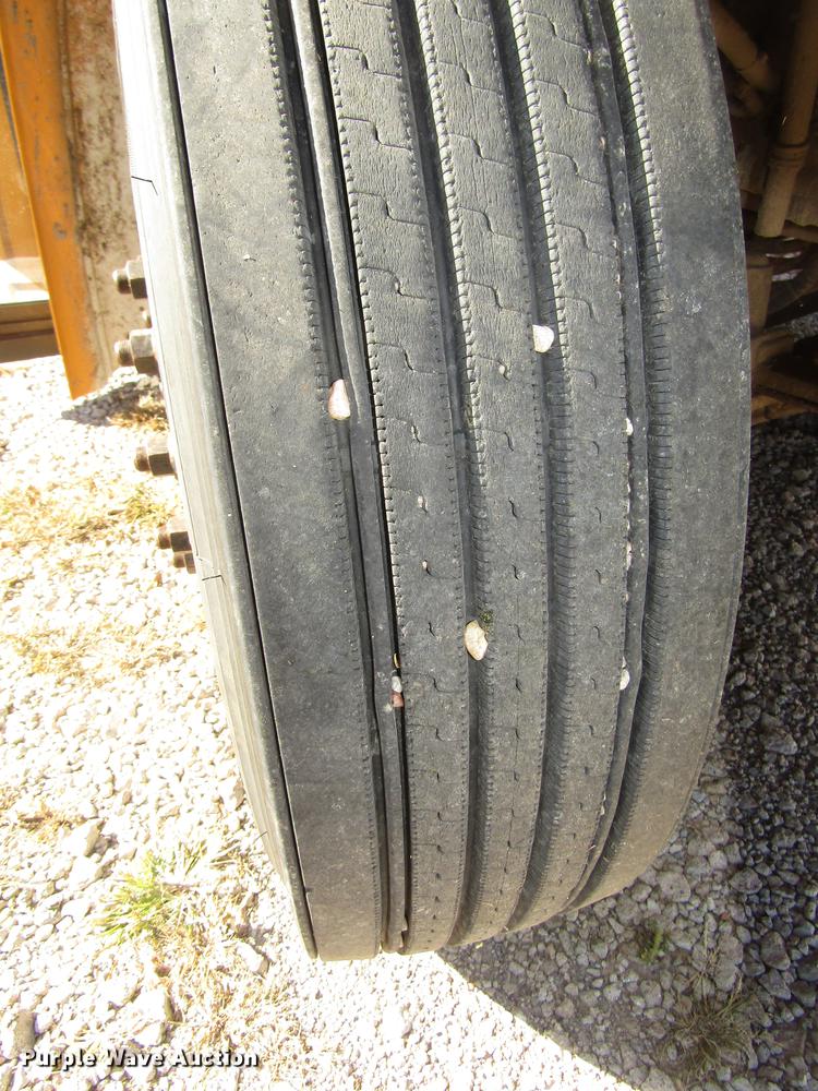 image for item DA3211 2008 Freightliner Thomas Saf-T-Liner school bus