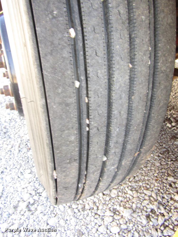 image for item DA3211 2008 Freightliner Thomas Saf-T-Liner school bus