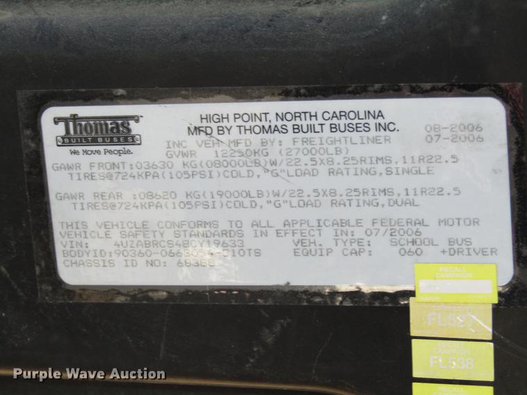 image for item DA3211 2008 Freightliner Thomas Saf-T-Liner school bus