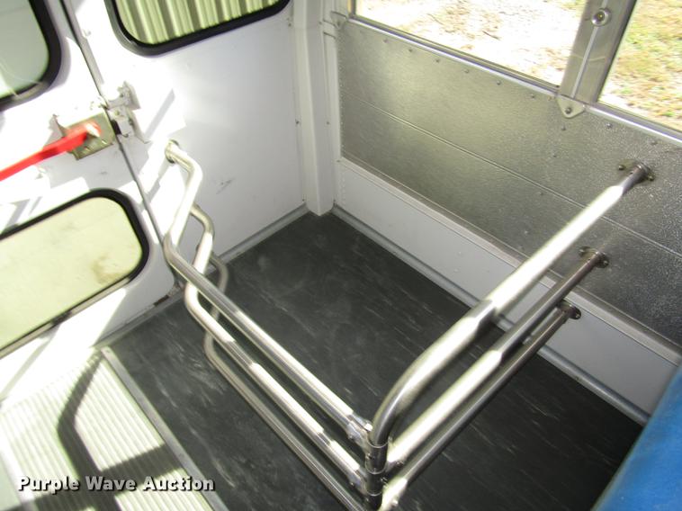 image for item DA3212 2007 Chevrolet Express G3500 Blue Bird school bus