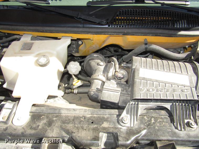 image for item DA3212 2007 Chevrolet Express G3500 Blue Bird school bus