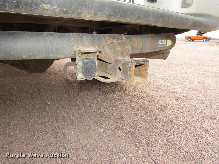 image for item DA3217 2001 Chevrolet Silverado 2500HD Ext. Cab pickup truck