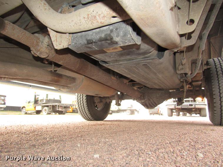 image for item DA3217 2001 Chevrolet Silverado 2500HD Ext. Cab pickup truck