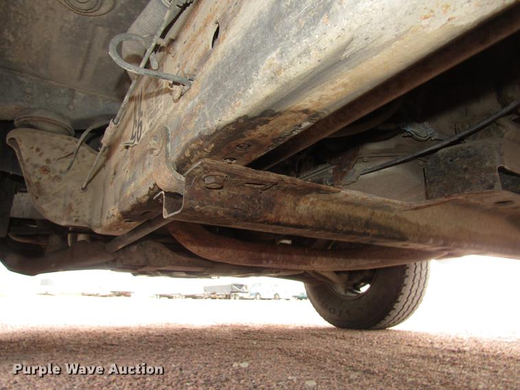 image for item DA3217 2001 Chevrolet Silverado 2500HD Ext. Cab pickup truck