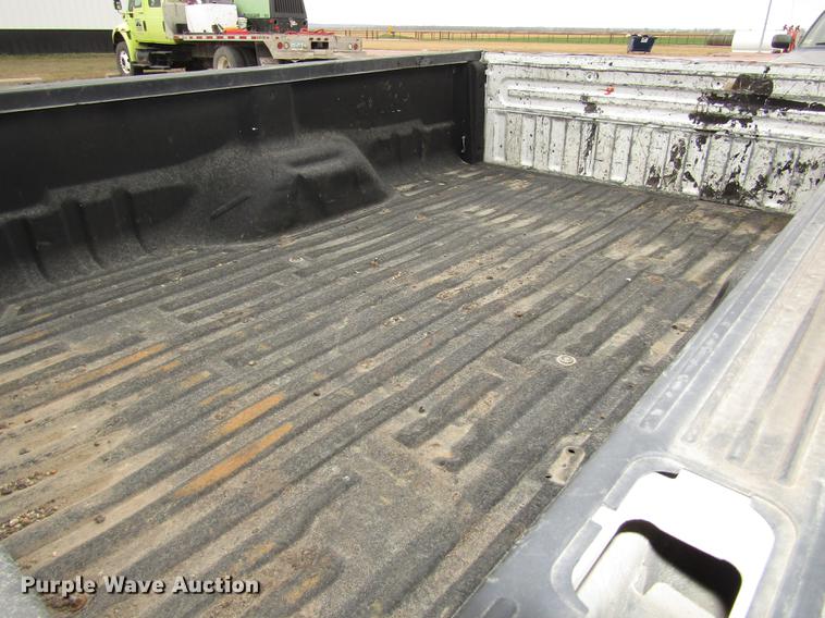 image for item DA3220 2010 Ford F250 Super Duty XL pickup truck