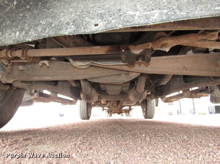 image for item DA3220 2010 Ford F250 Super Duty XL pickup truck