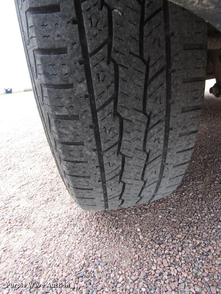 image for item DA3220 2010 Ford F250 Super Duty XL pickup truck