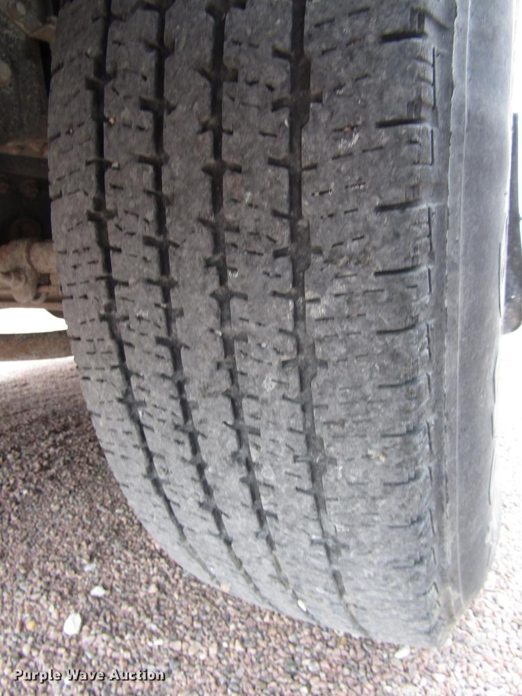 image for item DA3220 2010 Ford F250 Super Duty XL pickup truck