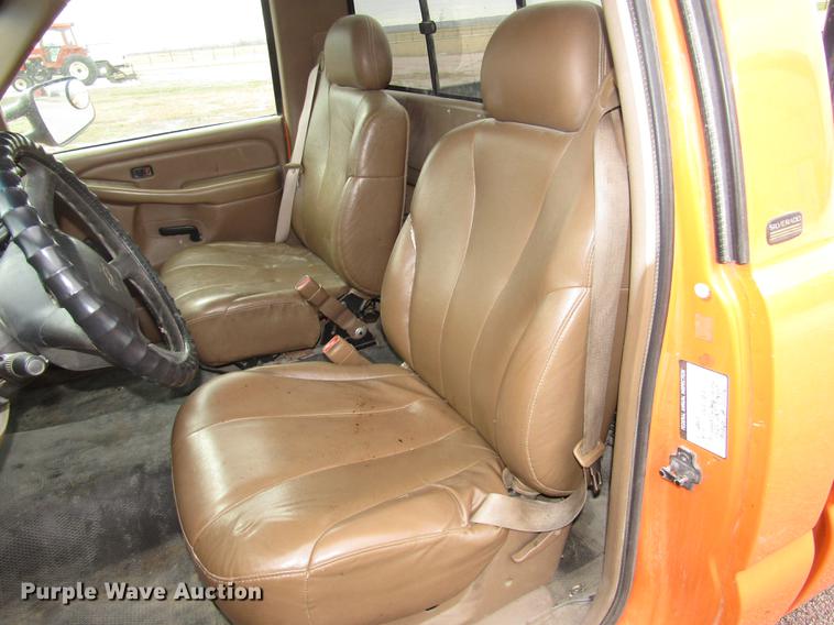 image for item DA3222 1999 Chevrolet Silverado 1500 pickup truck