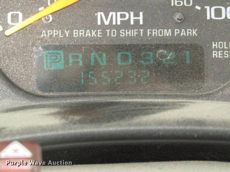 image for item DA3222 1999 Chevrolet Silverado 1500 pickup truck