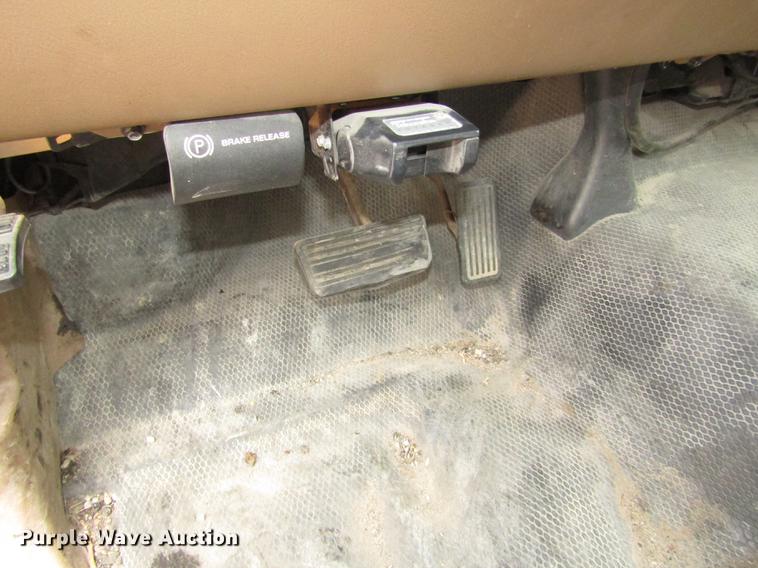 image for item DA3222 1999 Chevrolet Silverado 1500 pickup truck