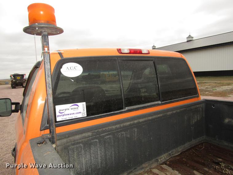 image for item DA3222 1999 Chevrolet Silverado 1500 pickup truck