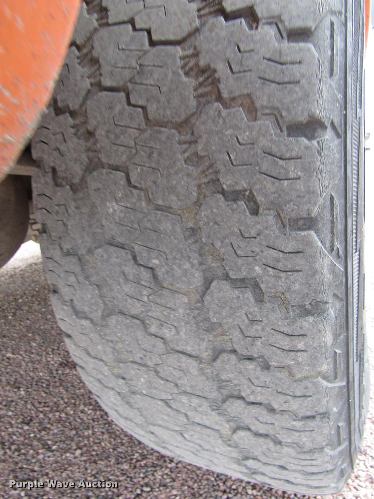 image for item DA3222 1999 Chevrolet Silverado 1500 pickup truck