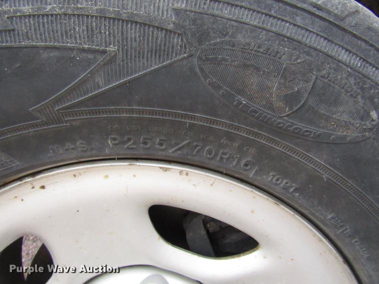 image for item DA3222 1999 Chevrolet Silverado 1500 pickup truck