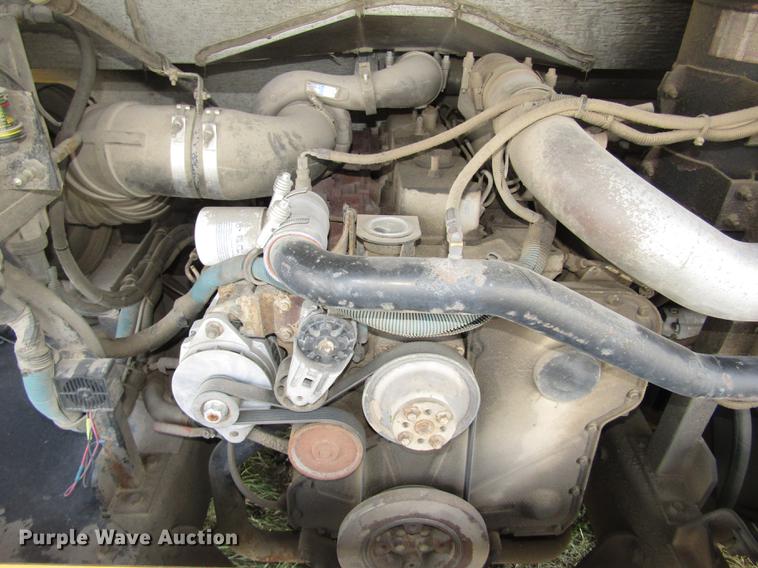 image for item DA3234 1996 Thomas Saf-T-Liner ER school bus