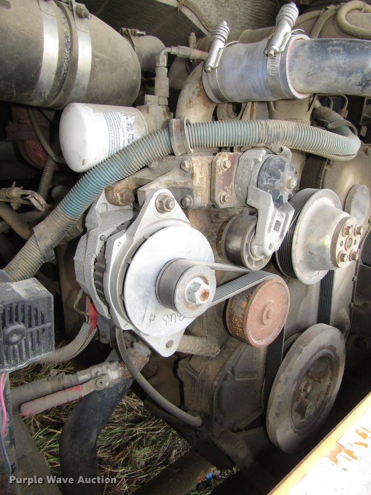 image for item DA3234 1996 Thomas Saf-T-Liner ER school bus