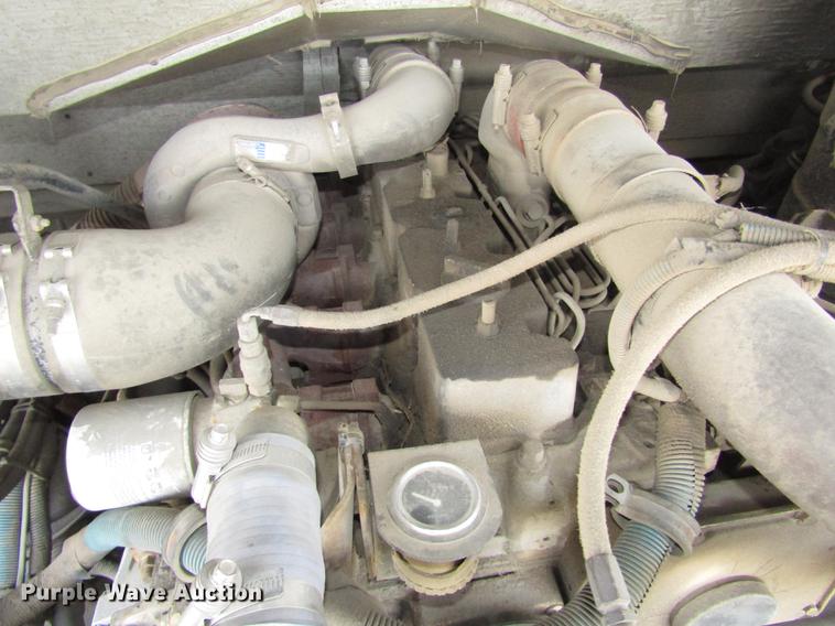 image for item DA3234 1996 Thomas Saf-T-Liner ER school bus