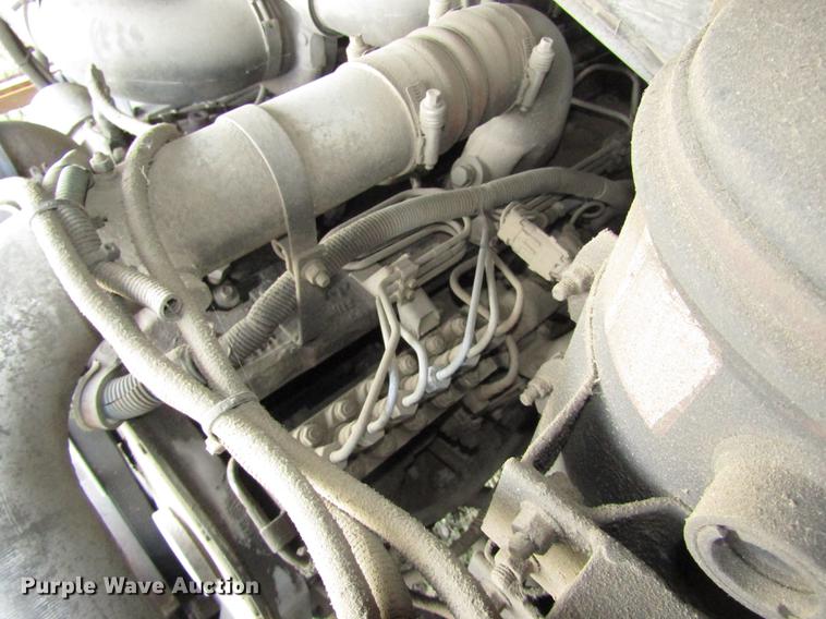 image for item DA3234 1996 Thomas Saf-T-Liner ER school bus