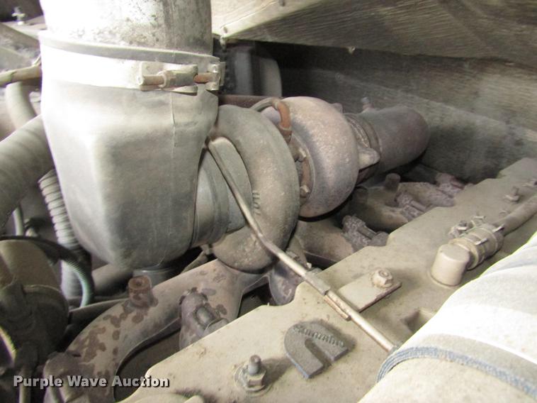 image for item DA3235 1999 Thomas Saf-T-Liner MVP ER school bus