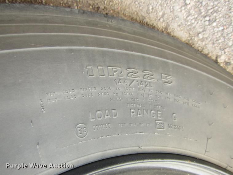 image for item DA3235 1999 Thomas Saf-T-Liner MVP ER school bus