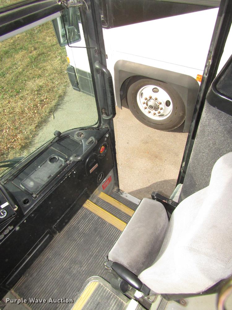 image for item DA3236 1995 Van Hool T840 coach bus