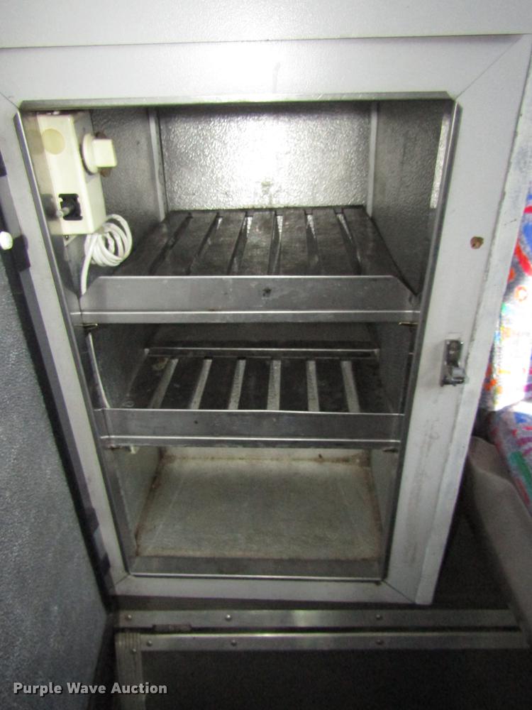 image for item DA3237 1995 Kassbohrer Setra RC Royalty S215HDH coach bus