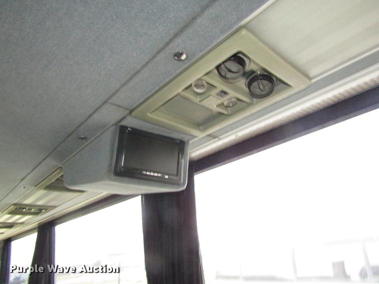 image for item DA3237 1995 Kassbohrer Setra RC Royalty S215HDH coach bus