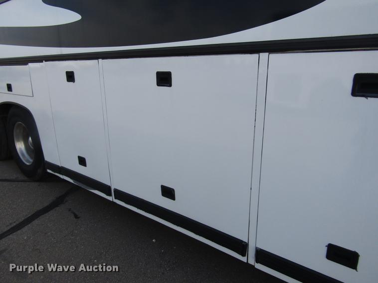 image for item DA3237 1995 Kassbohrer Setra RC Royalty S215HDH coach bus