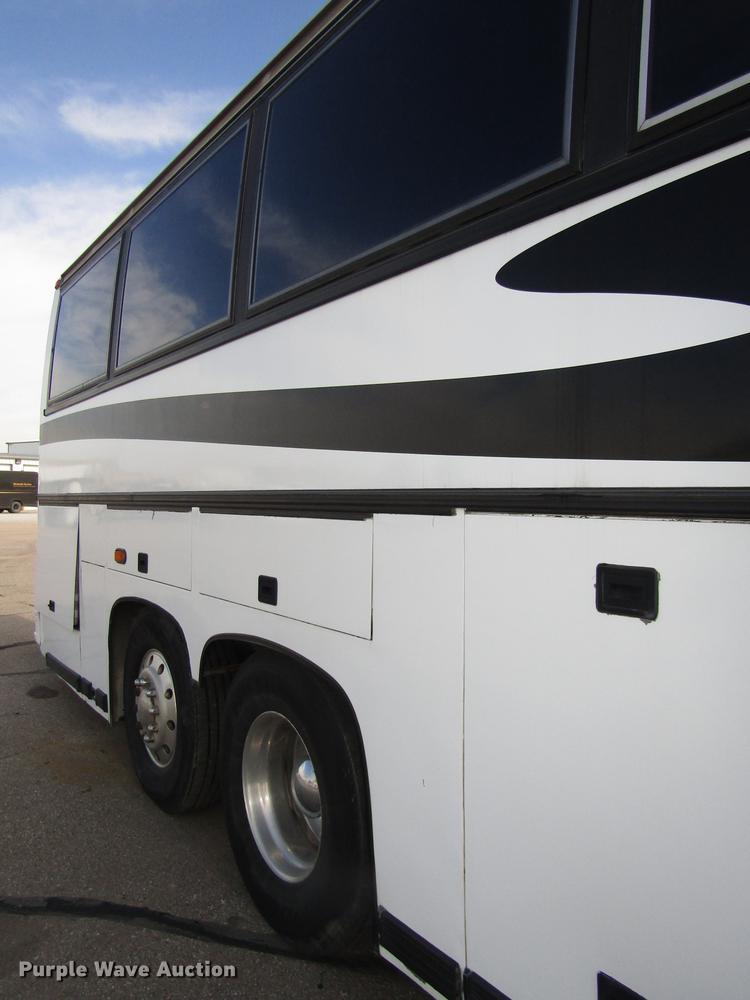 image for item DA3237 1995 Kassbohrer Setra RC Royalty S215HDH coach bus