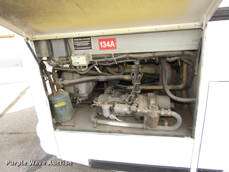 image for item DA3237 1995 Kassbohrer Setra RC Royalty S215HDH coach bus