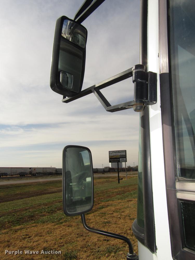 image for item DA3237 1995 Kassbohrer Setra RC Royalty S215HDH coach bus