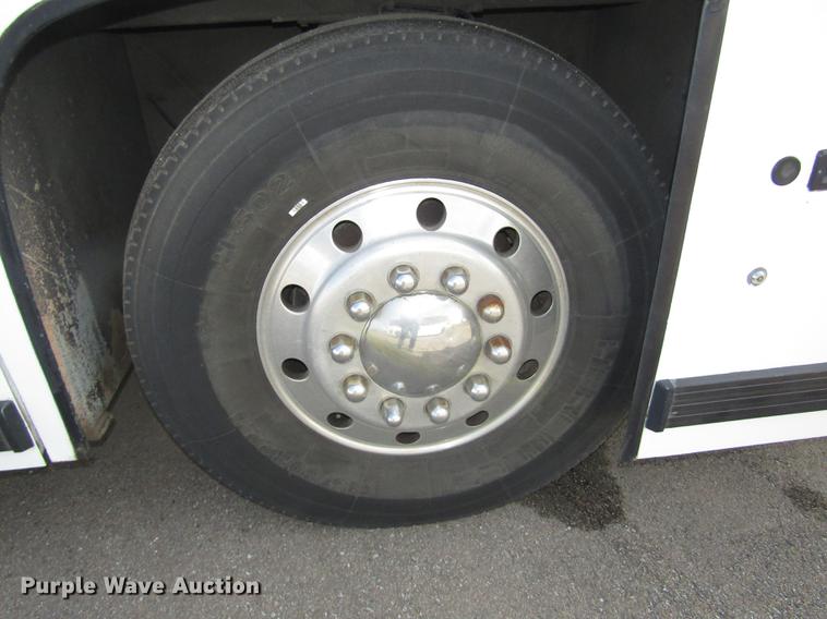 image for item DA3237 1995 Kassbohrer Setra RC Royalty S215HDH coach bus