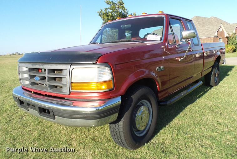 image for item DA6936 1997 Ford F250 SuperCab pickup truck