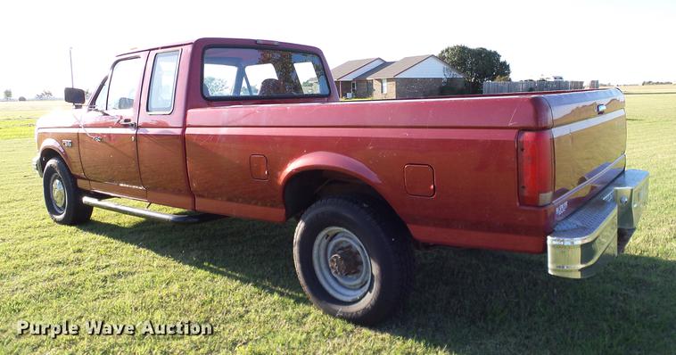image for item DA6936 1997 Ford F250 SuperCab pickup truck
