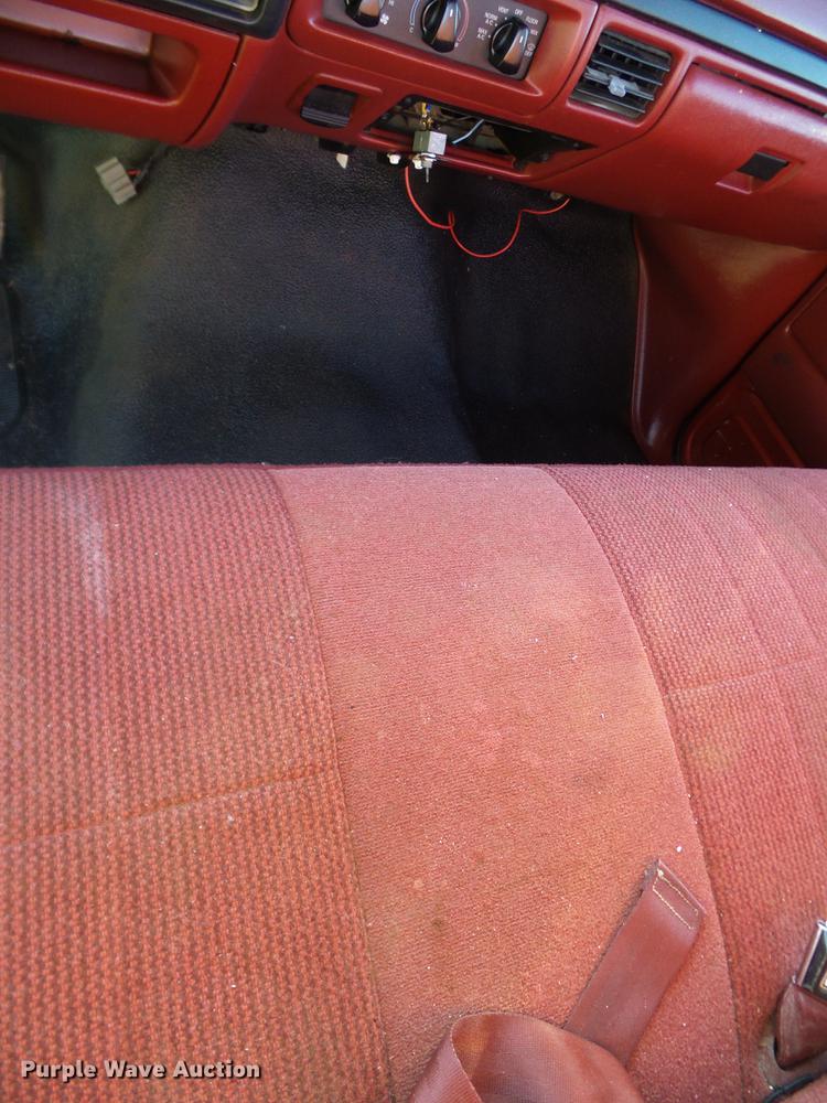 image for item DA6936 1997 Ford F250 SuperCab pickup truck