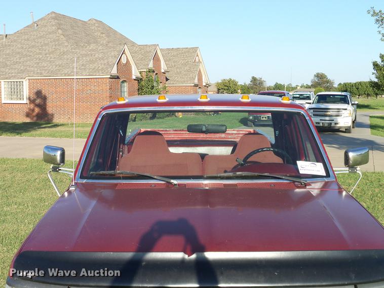 image for item DA6936 1997 Ford F250 SuperCab pickup truck