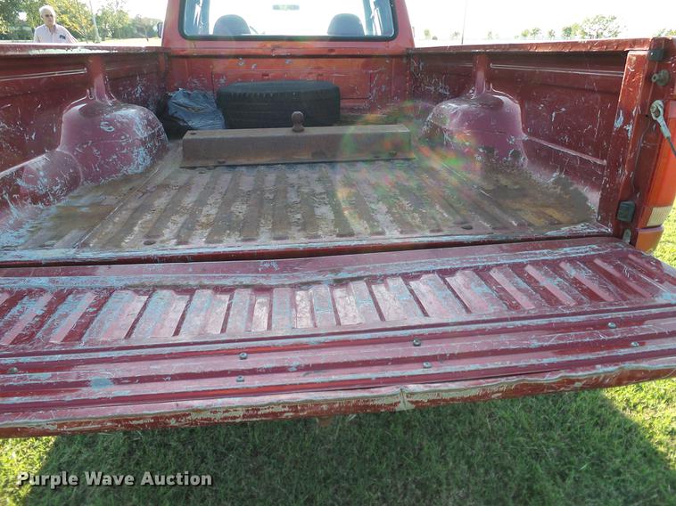 image for item DA6936 1997 Ford F250 SuperCab pickup truck